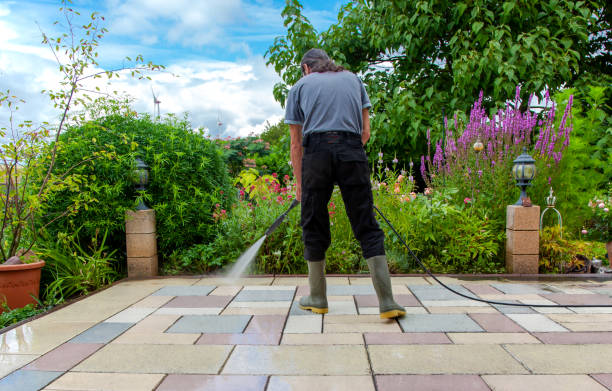 Best Sidewalk and Walkway Cleaning  in Azusa, CA